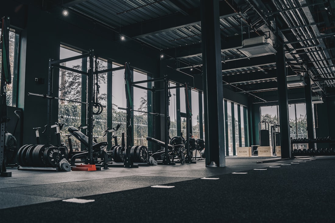 Kaldıraç Spor Salonu iç mekân